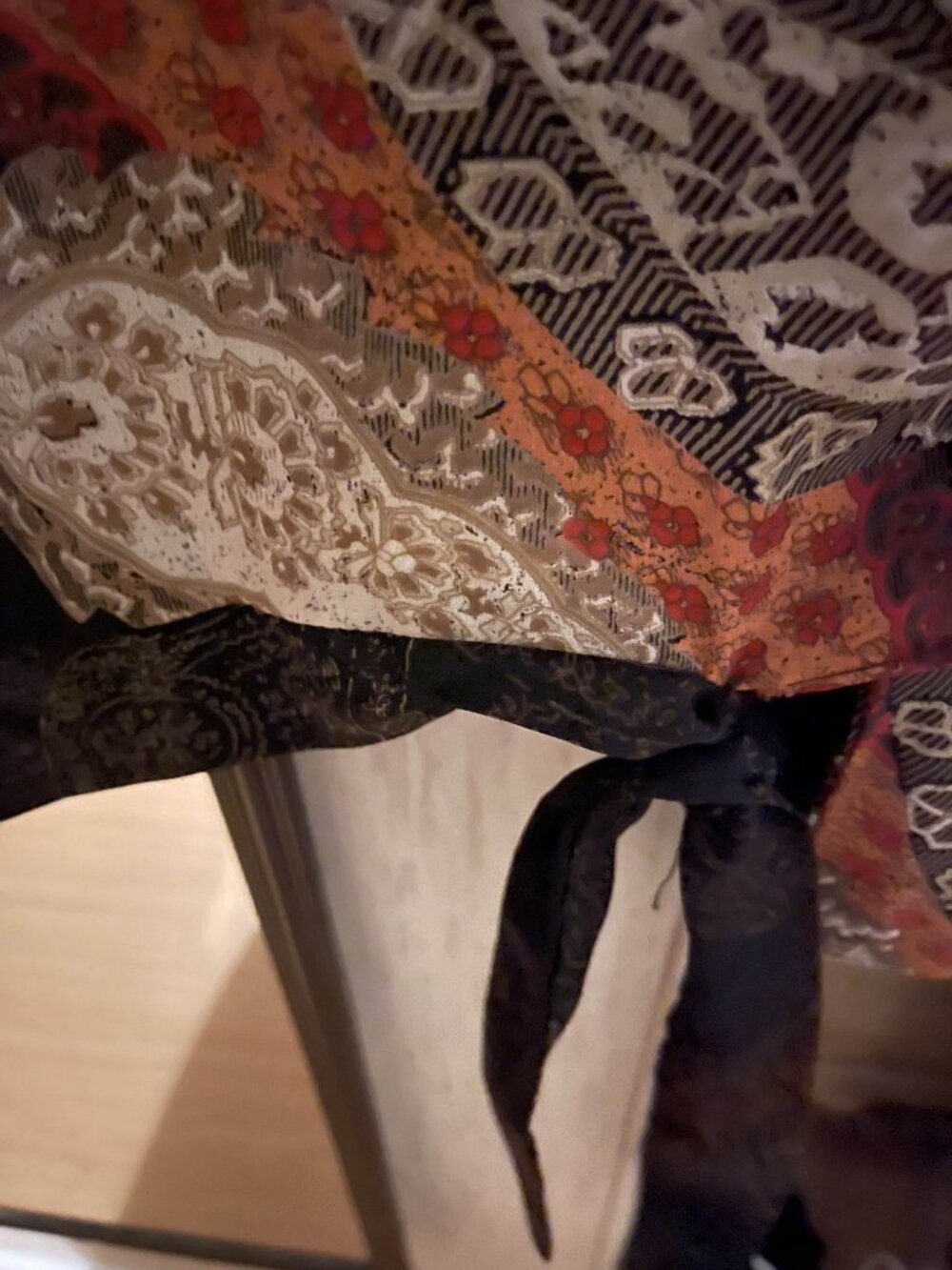 Studio C Plus Size 22/24 Sheer Paisley Blouse - Picture 5 of 6